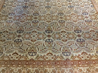 Old Persian Kashan carpet 4.46m x 3.30m